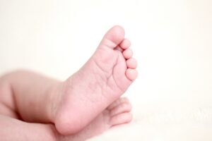 רגלי תינוק: בריאות וחופשיות מכל מחלת כף הרגל
